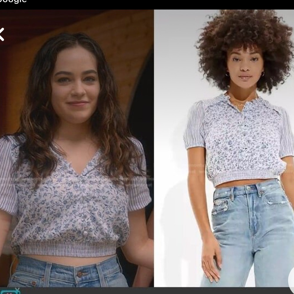 American Eagle Blue Floral Crop Top